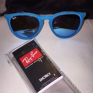 Ray-Ban “Erica” sunglasses